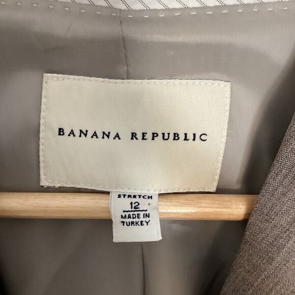 Banana Republic Tan Beige Single Breast 2 Button Blazer Wool Stretch Women 12 - Picture 2 of 7